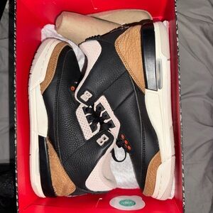 Stylish Black and Tan Men's Sneakers